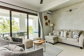 The Villas at Cocoplum