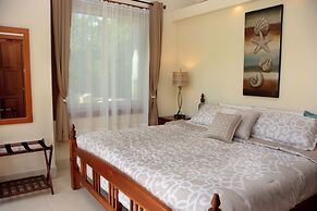 The Villas at Cocoplum