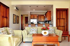 The Villas at Cocoplum