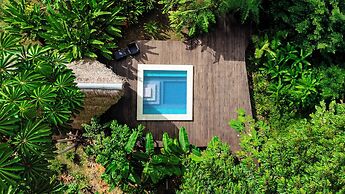 Buru Nature Hotel