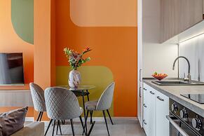 Playful & Bright 1BR near The Faculty of Law