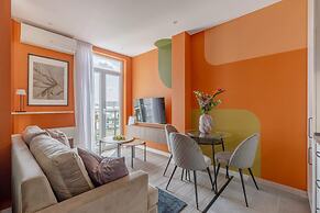 Playful & Bright 1BR near The Faculty of Law