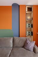 Playful & Bright 1BR near The Faculty of Law