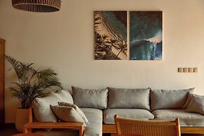 Palm Paradise