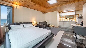 Gangreung Hannunebada Pension