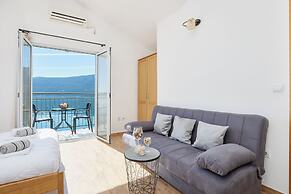 Apartments Rosić Baošići