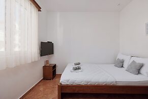 Apartments Rosić Baošići