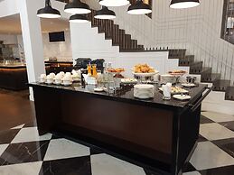 Yangon Excelsior Hotel