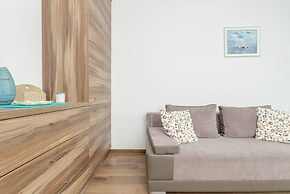 Studio Cztery Oceany Gdańsk by Renters