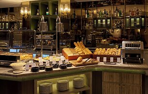 La Siesta Premium Saigon Central