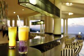 The Signature Level At Grand Palladium Lady Hamilton Resort & Spa