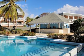 The Signature Level At Grand Palladium Lady Hamilton Resort & Spa