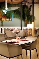 The Signature Level At Grand Palladium Lady Hamilton Resort & Spa