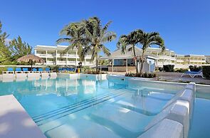 The Signature Level At Grand Palladium Lady Hamilton Resort & Spa