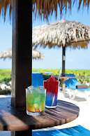 The Signature Level At Grand Palladium Lady Hamilton Resort & Spa