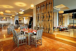 The Signature Level At Grand Palladium Lady Hamilton Resort & Spa