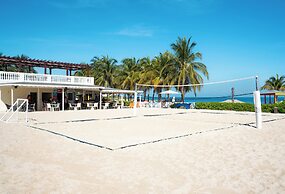 The Signature Level At Grand Palladium Lady Hamilton Resort & Spa