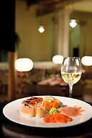 The Signature Level At Grand Palladium Lady Hamilton Resort & Spa