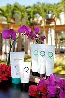 The Signature Level At Grand Palladium Lady Hamilton Resort & Spa