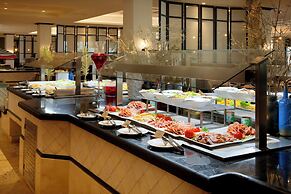 The Signature Level At Grand Palladium Lady Hamilton Resort & Spa