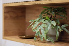 Elegant Studio for 4 by Renters