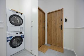 Elegant Studio for 4 by Renters