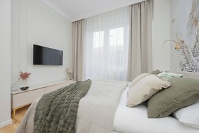 Comfortable Studio for 2 by Renters