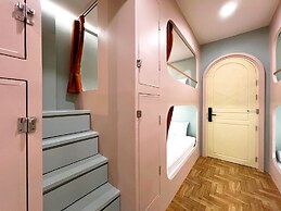 The Sierra Hostel Phuket