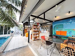 The Sierra Hostel Phuket