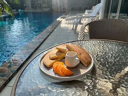 The Sierra Hostel Phuket