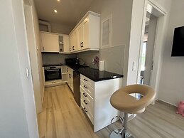 Christiano Apartments