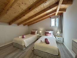 Christiano Apartments