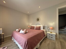 Christiano Apartments