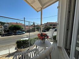 Christiano Apartments