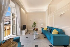 YourHome - Royal Blue Suite