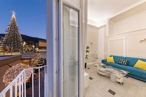 YourHome - Royal Blue Suite