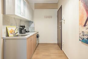 Stylish City Apartment by Cloudkeys