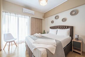 Stylish City Apartment by Cloudkeys