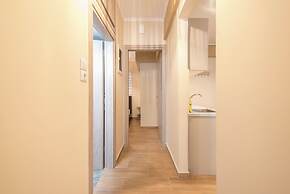 Stylish City Apartment by Cloudkeys