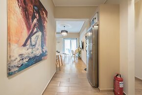 Stylish City Apartment by Cloudkeys