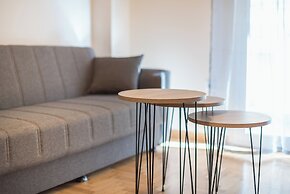 Stylish City Apartment by Cloudkeys