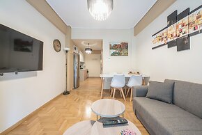 Stylish City Apartment by Cloudkeys