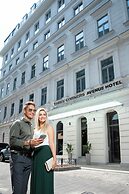 Three Corners Avenue Hotel