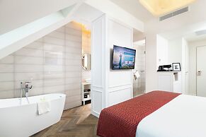 Three Corners Avenue Hotel