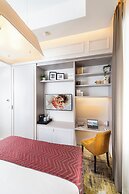 Three Corners Avenue Hotel