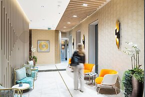 Three Corners Avenue Hotel