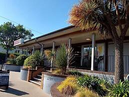 Comfortable Family Caravan in Weymouth