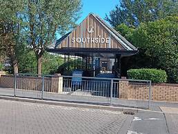 Comfortable Family Caravan in Weymouth