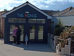 Comfortable Family Caravan in Weymouth