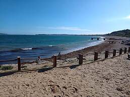 Comfortable Family Caravan in Weymouth